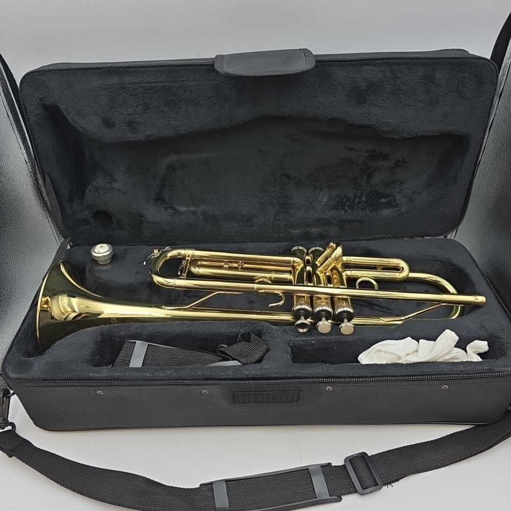 Untested EKING Trumpet With Case For Parts Good Condition